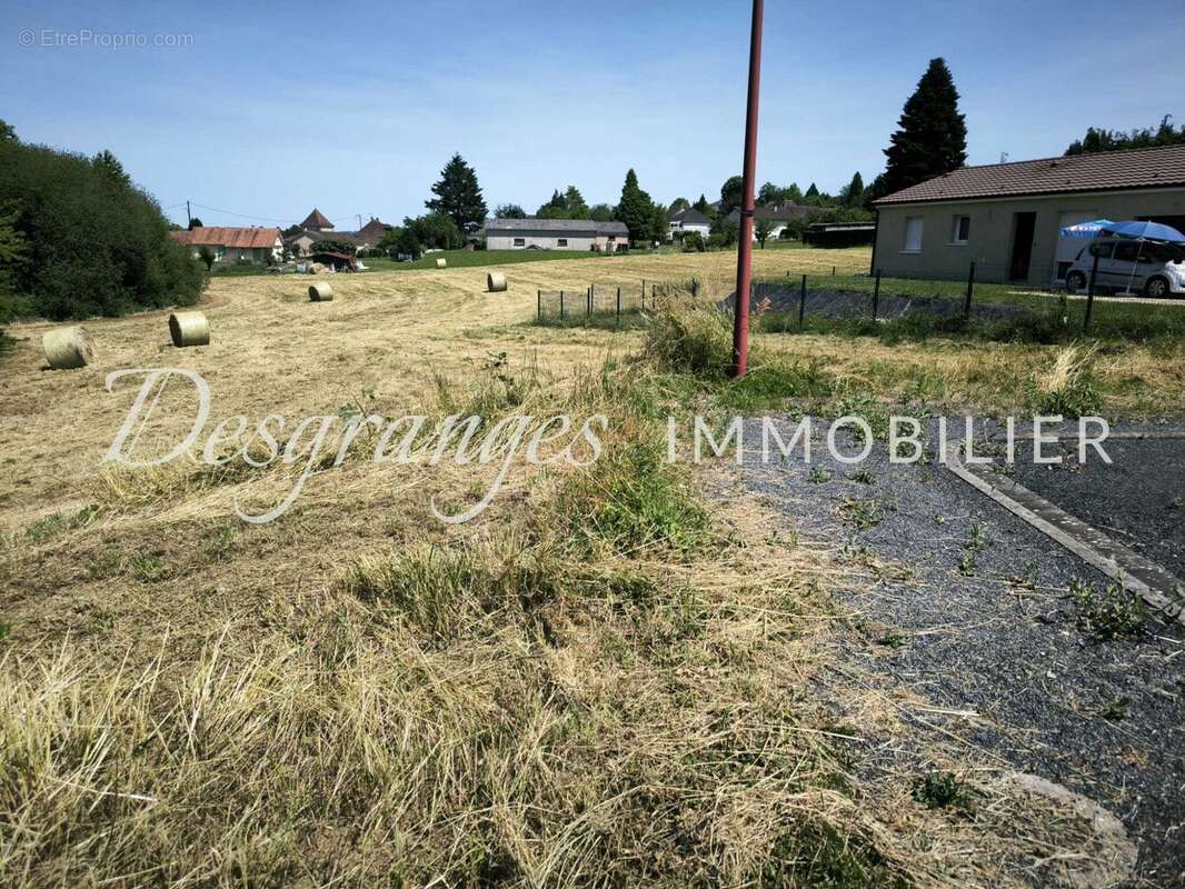 Terrain à PAYZAC