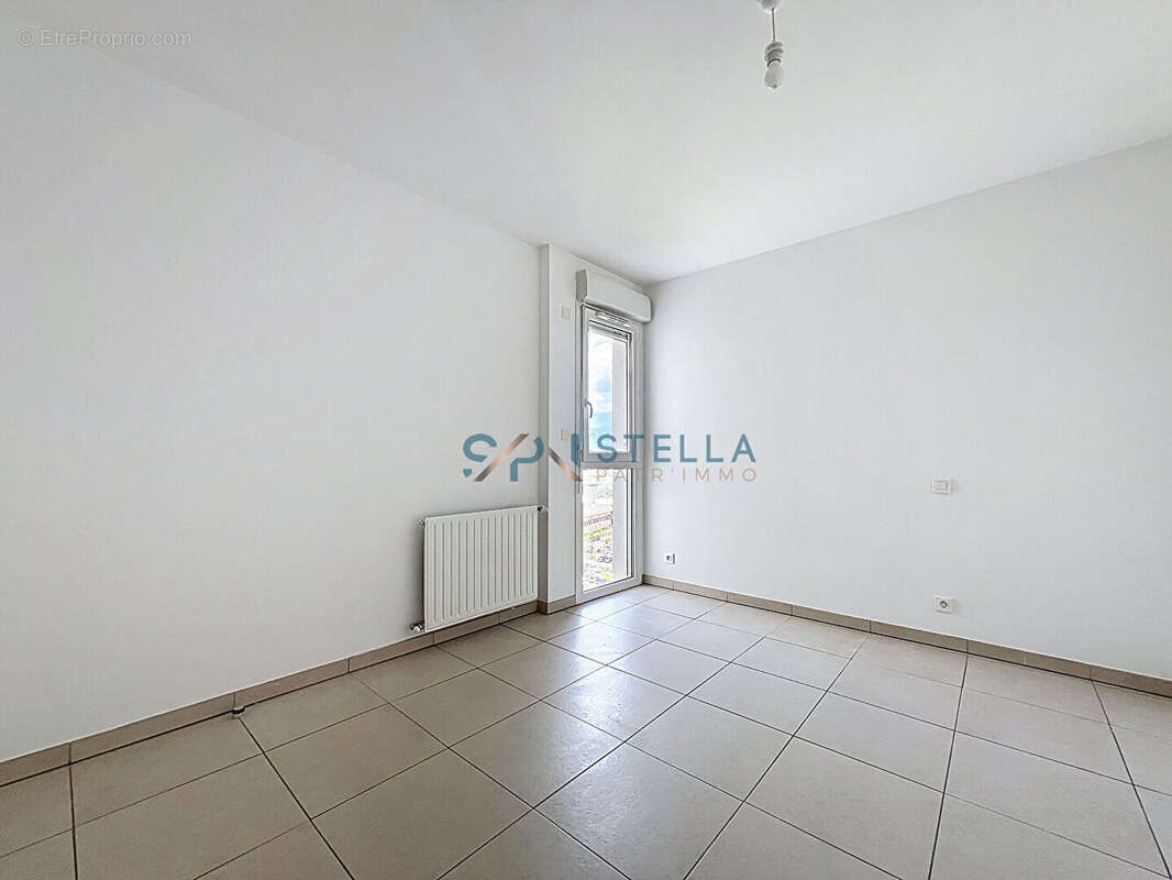 Appartement à SARROLA-CARCOPINO
