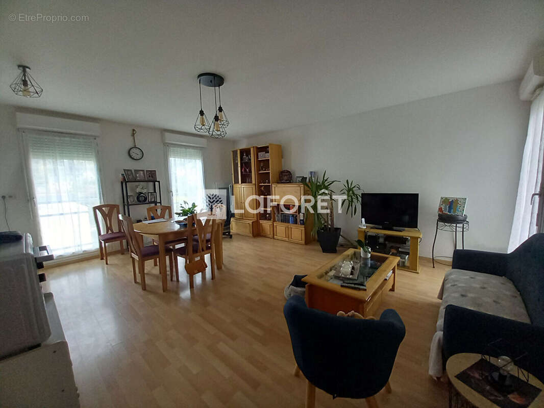 Appartement Guingamp 3 pièce(s) 62 m2 - photo 2