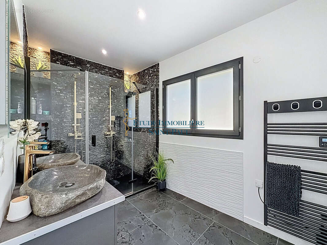 Maison à CLERMONT-L'HERAULT