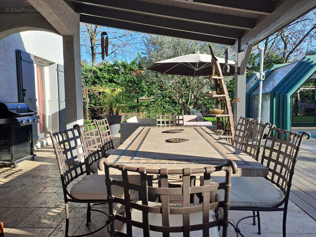 Maison à SATHONAY-VILLAGE