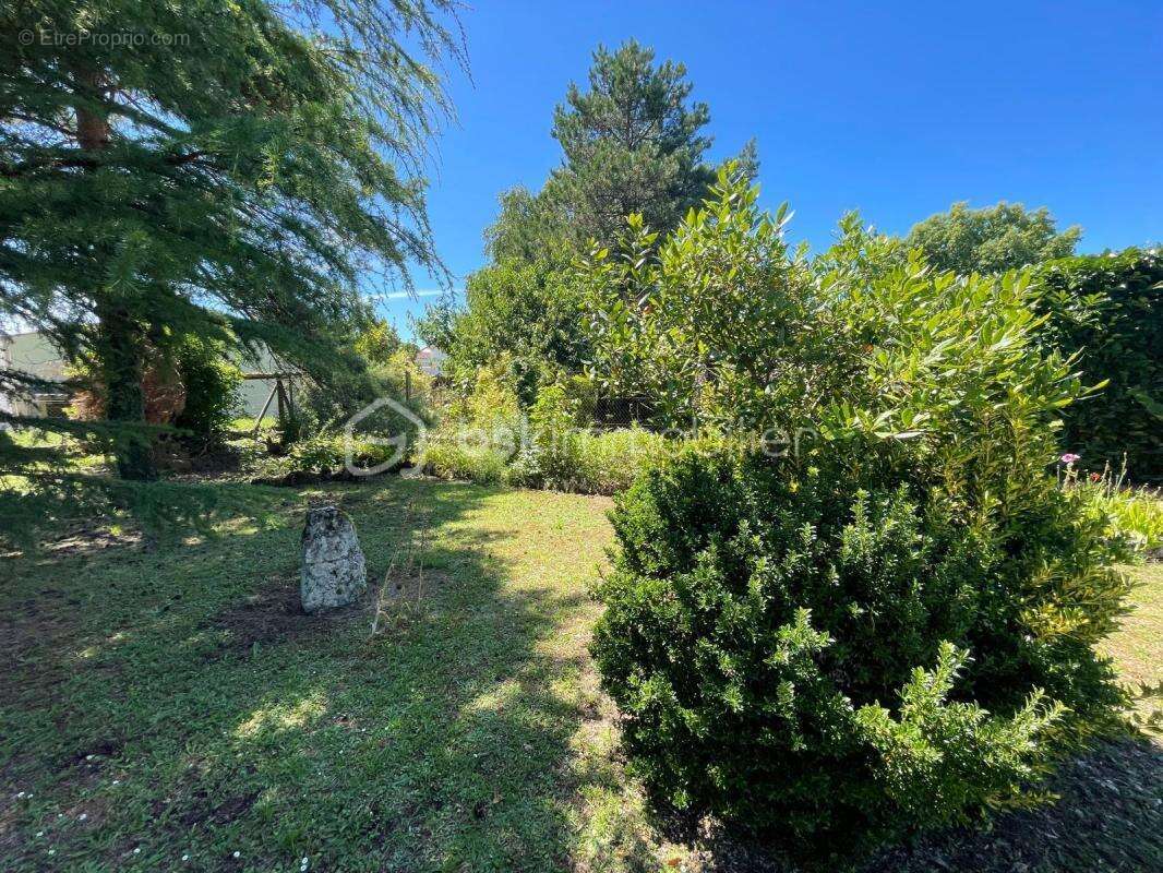 Ensemble immobilier de charme – longère + maison indépendante + terrain constructible - photo 11