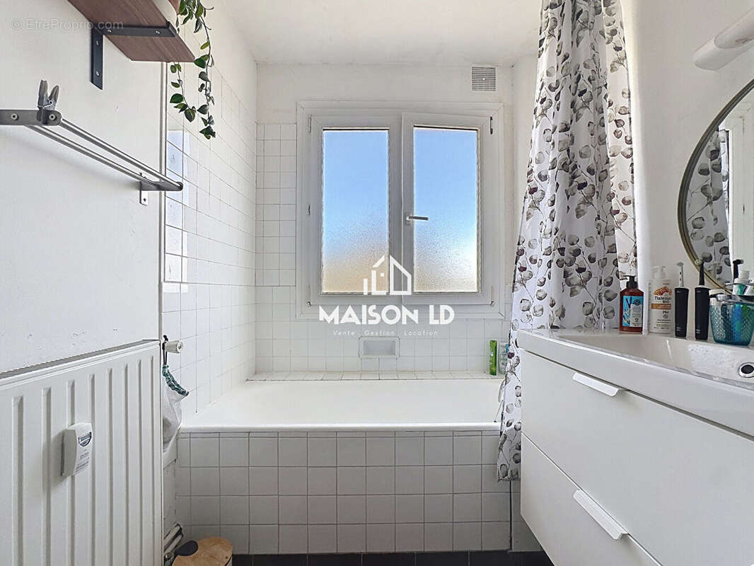 Appartement à HEROUVILLE-SAINT-CLAIR