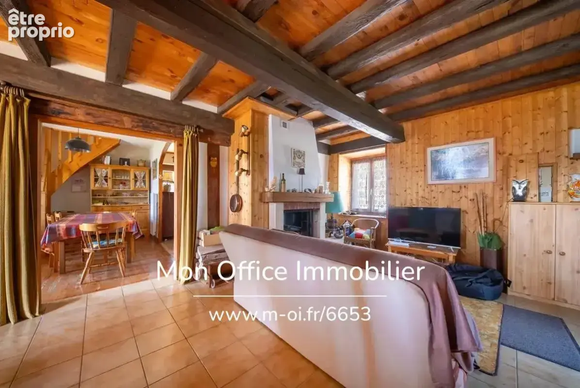 Référence : 6653-MBE. - Maison 110m² et 1200m² de terrain - photo 4