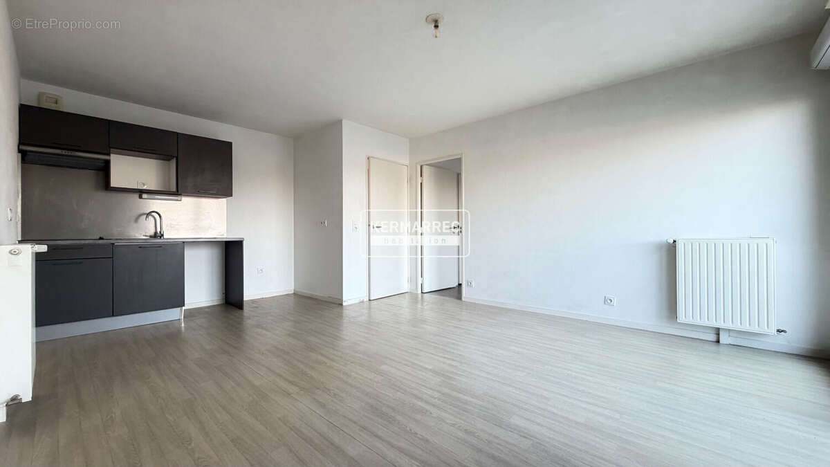 Appartement à COUERON