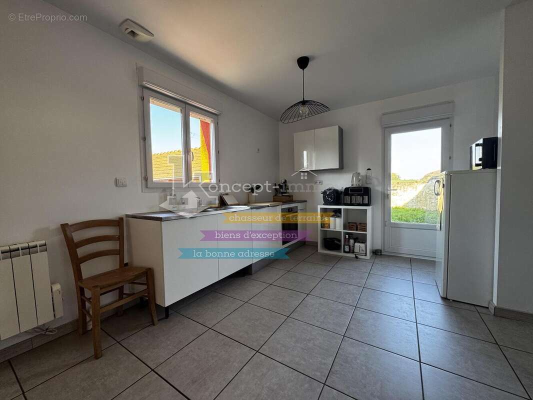 n°12 - Appartement à FONTAINE-SAINT-LUCIEN