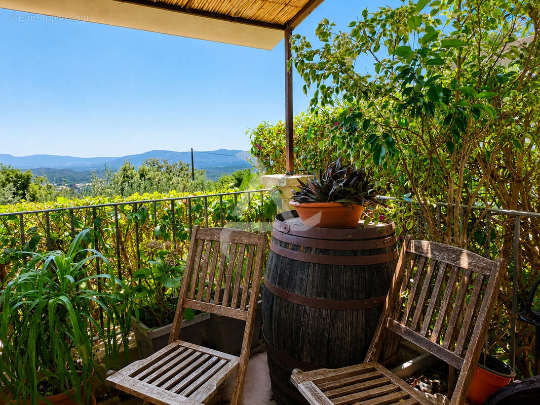 Appartement en duplex t5 de 152 m2 dans petite copropriété de charme à 20min de porto-vecchio - photo 15