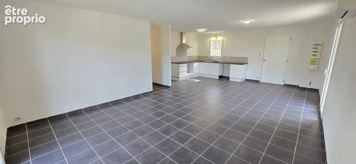 Villa T4 de plain pied sur 501 m2. - photo 2