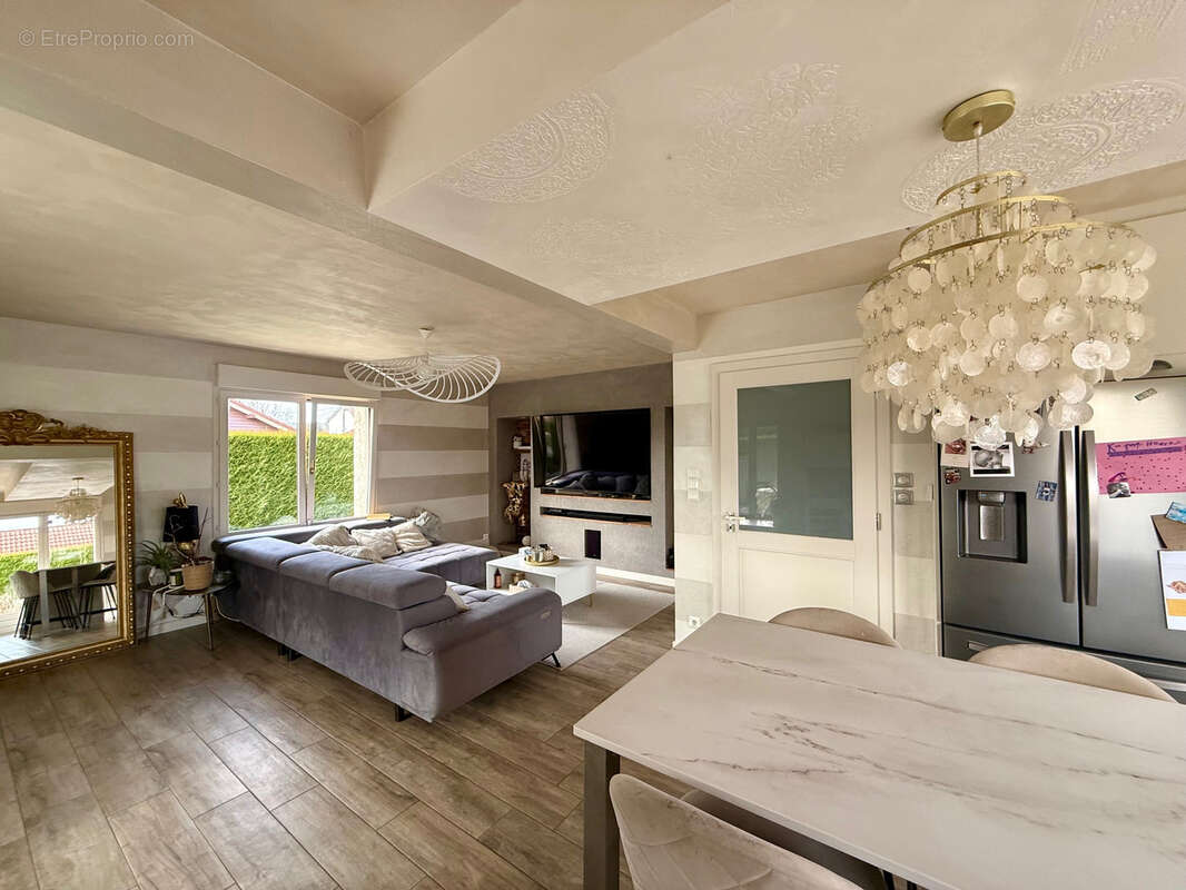 Maison à SAINT-ETIENNE-LES-REMIREMONT