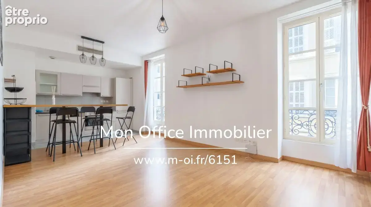 Appartement à MARSEILLE-2E