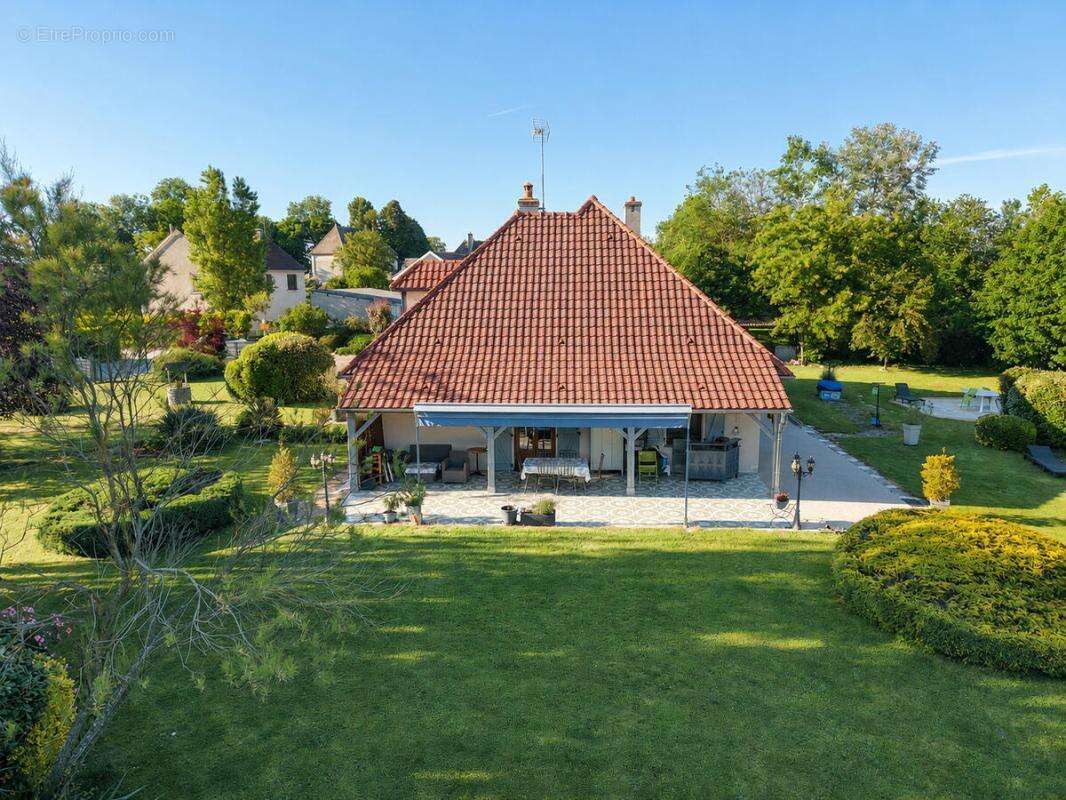 Maison 156 m² à Chevigny-En-Valiere  - photo 17