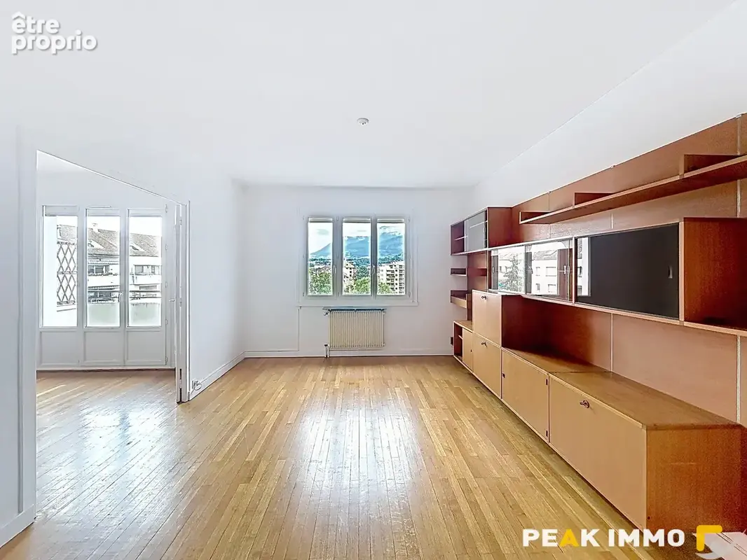 Appartement T3 - 90m2 - Annecy - place de parking - photo 5