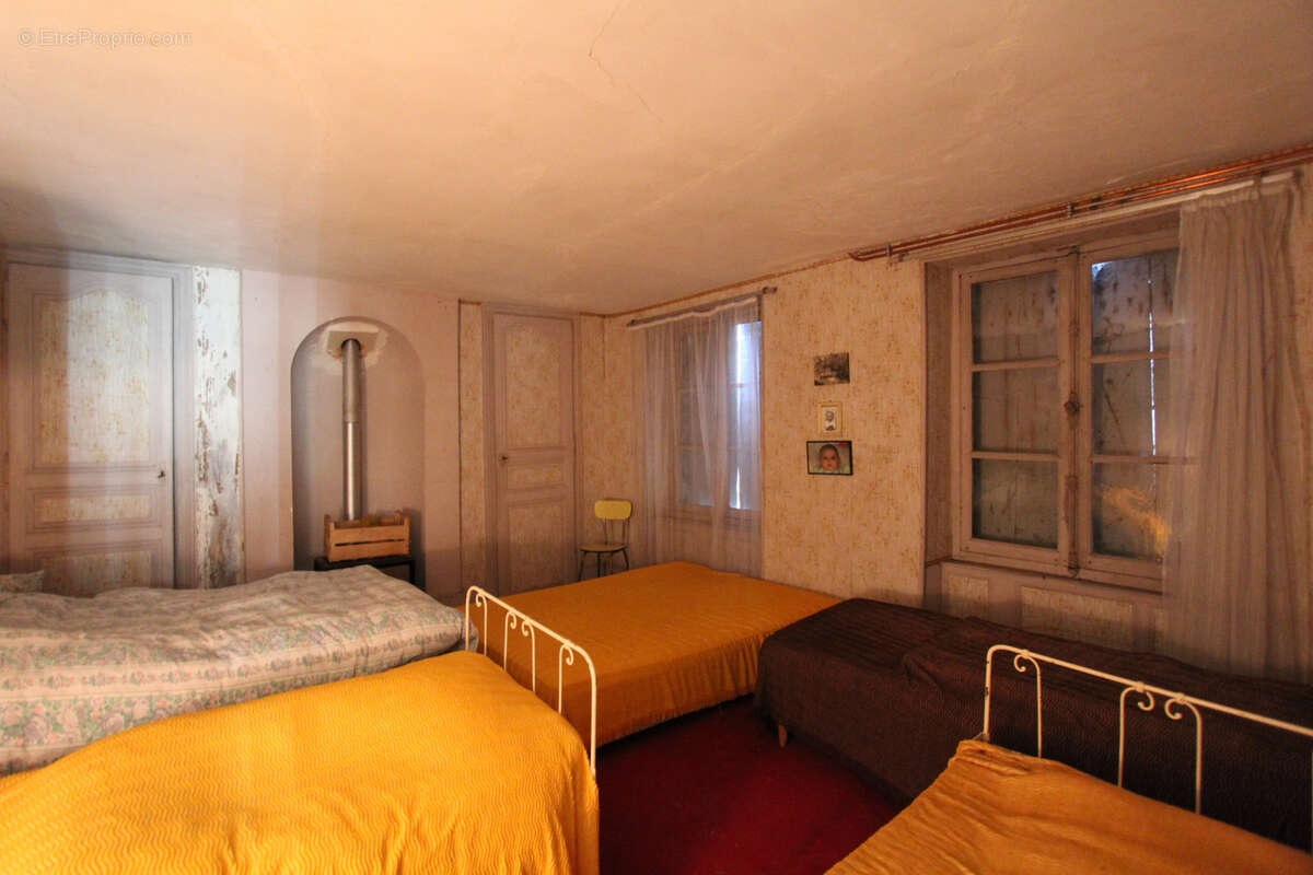 Maison à LA CHARITE-SUR-LOIRE