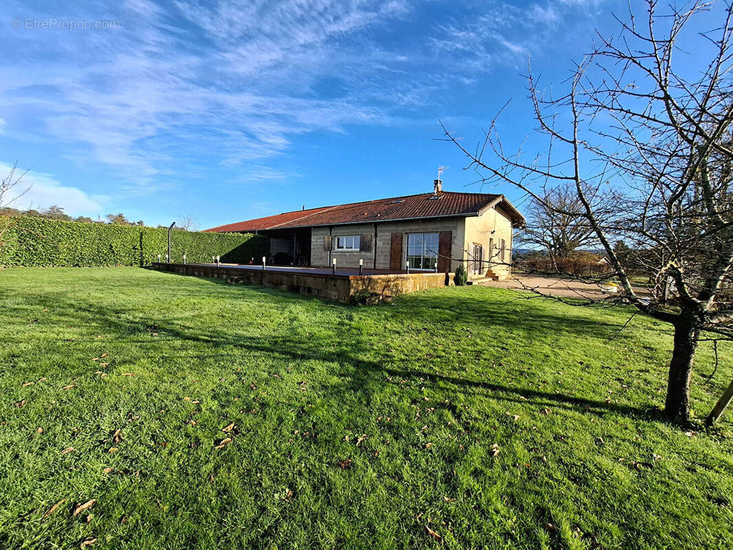 Maison à TREFFORT-CUISIAT