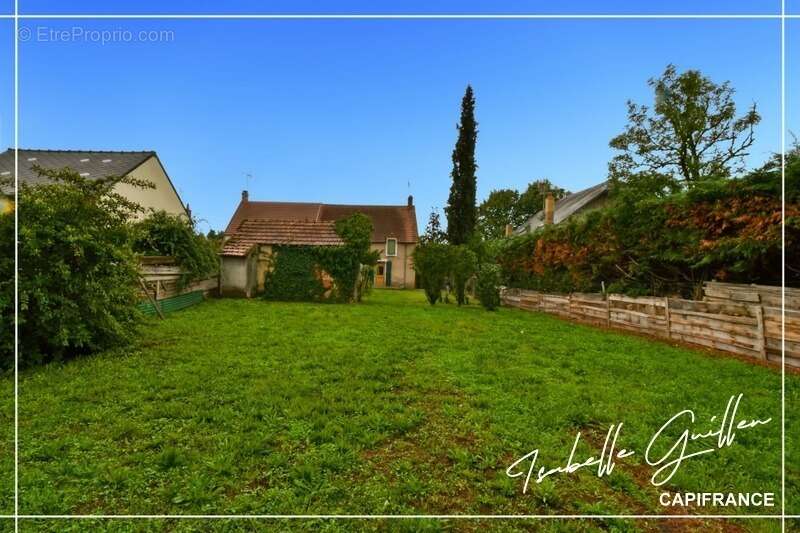 Maison à CHATEAUMEILLANT