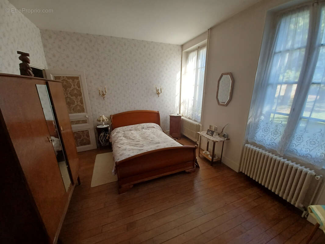 Maison à LA CHARITE-SUR-LOIRE