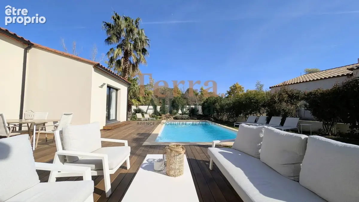 SAINT-GENIS-DES-FONTAINES - Grande villa contemporaine sans aucuns travaux - photo 5