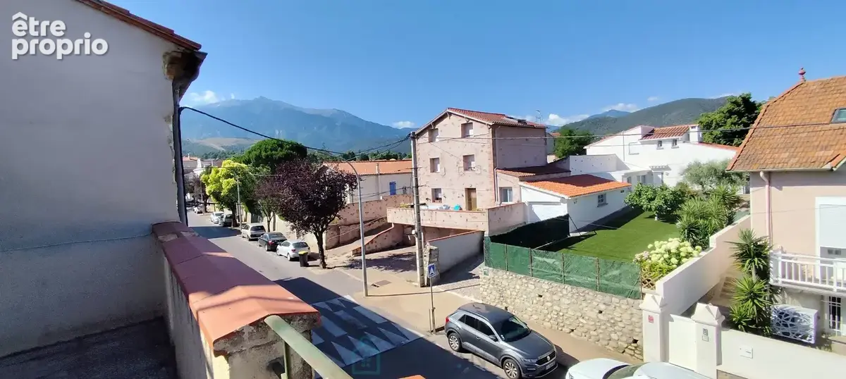 Ensemble immobilier 3 logements, cour, garage et et terrasse avec vues - photo 10