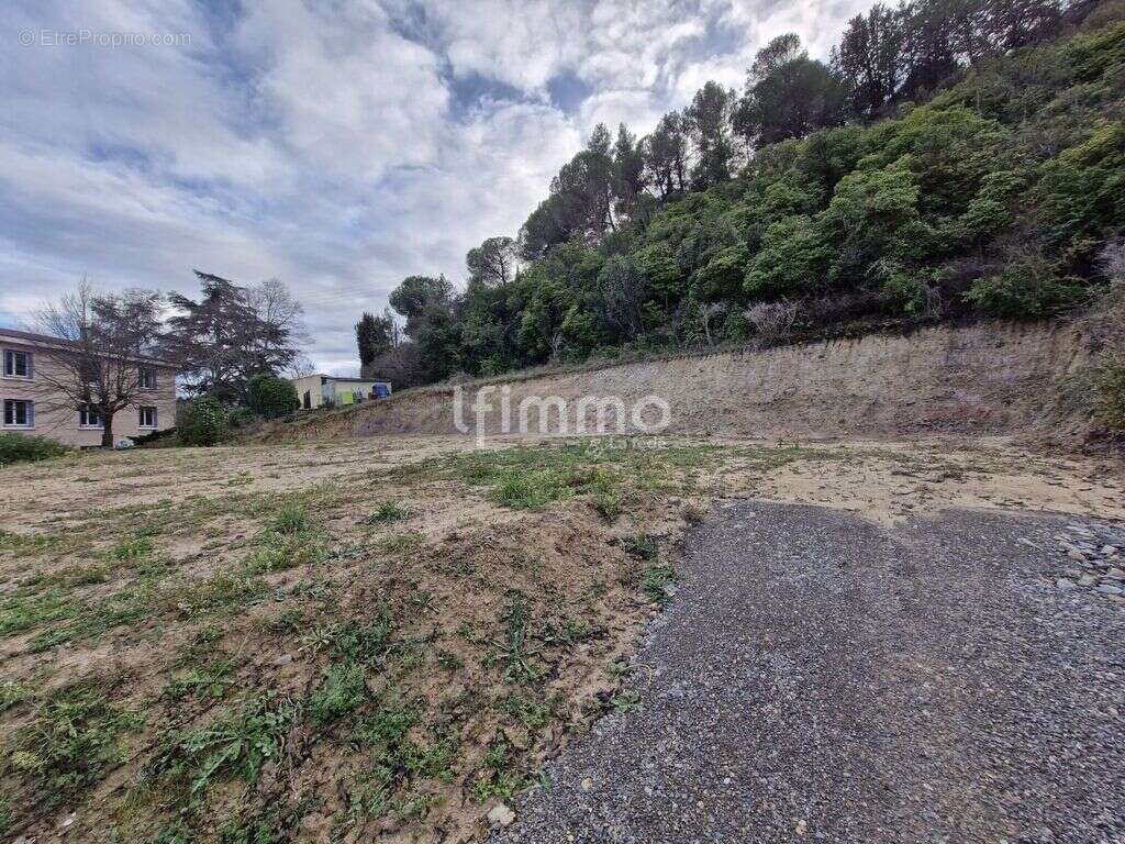Terrain à LIMOUX