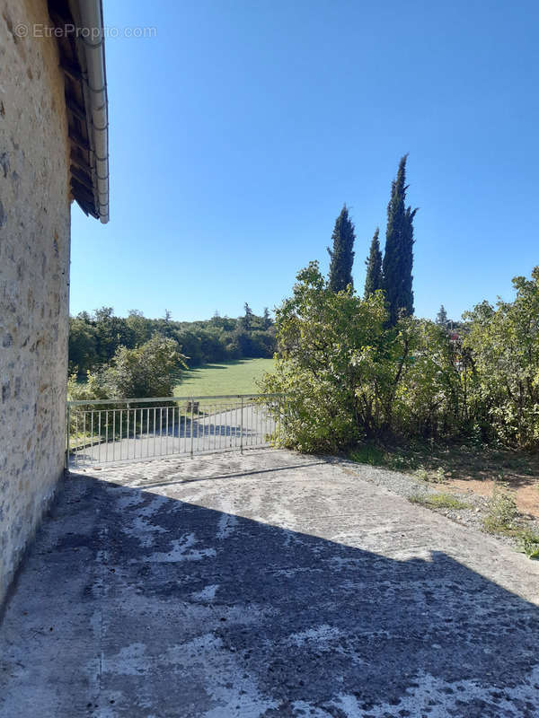 Maison à LIMOGNE-EN-QUERCY