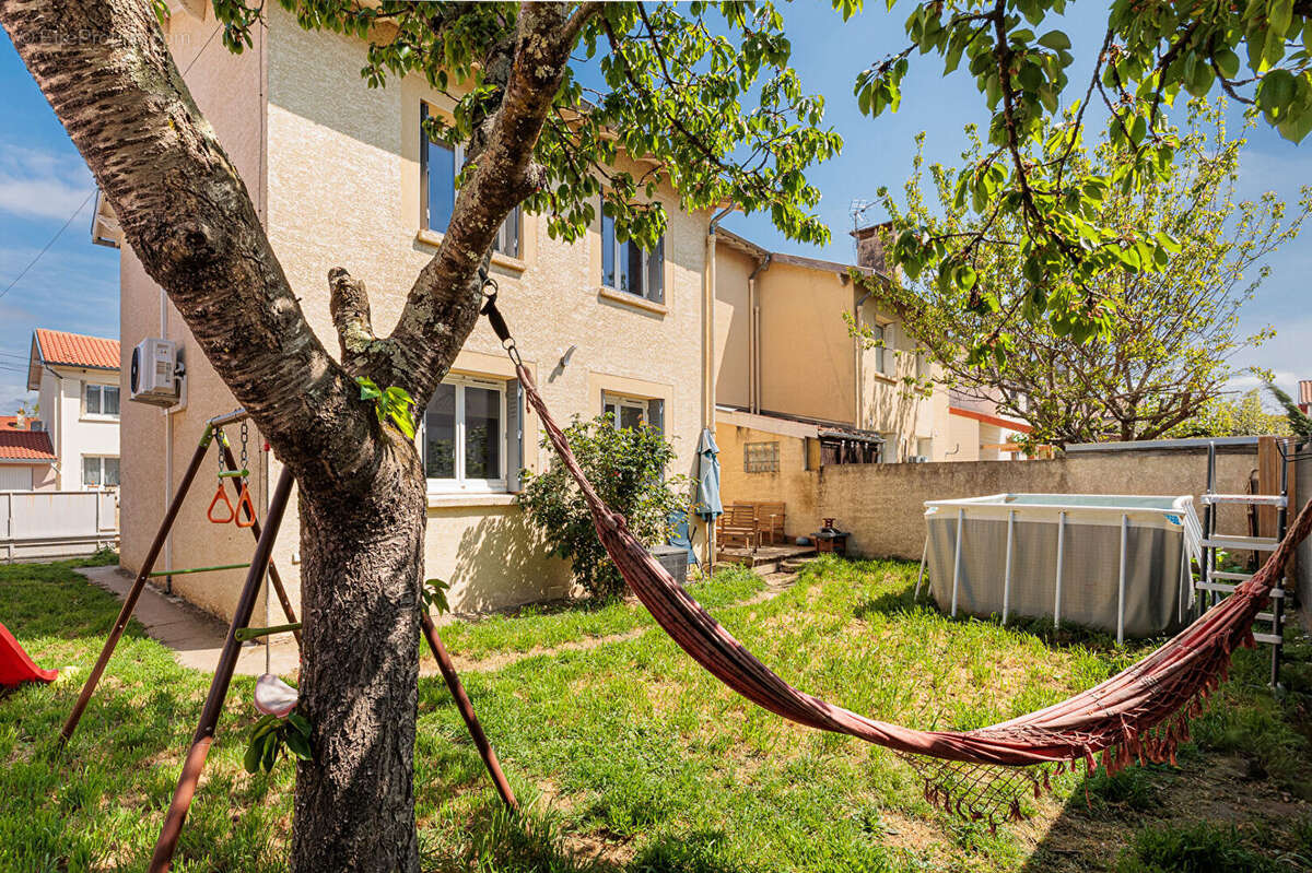 Maison à VILLENEUVE-TOLOSANE