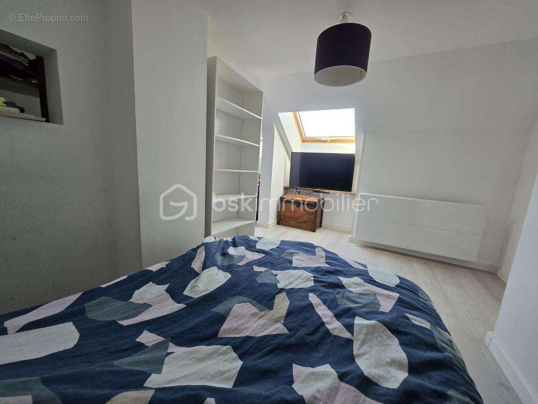 Maison à VARENNES-VAUZELLES