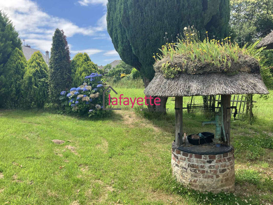 Maison à SAINT-GILLES-DE-LA-NEUVILLE