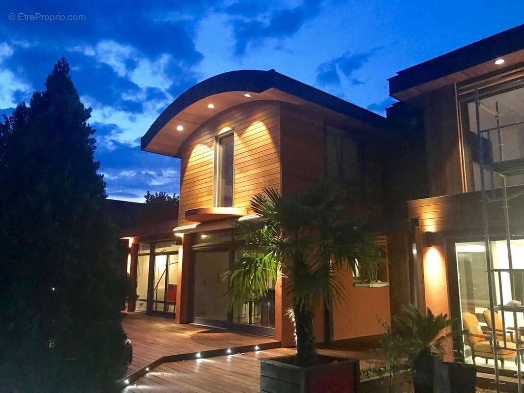 Maison à MONTLIGNON