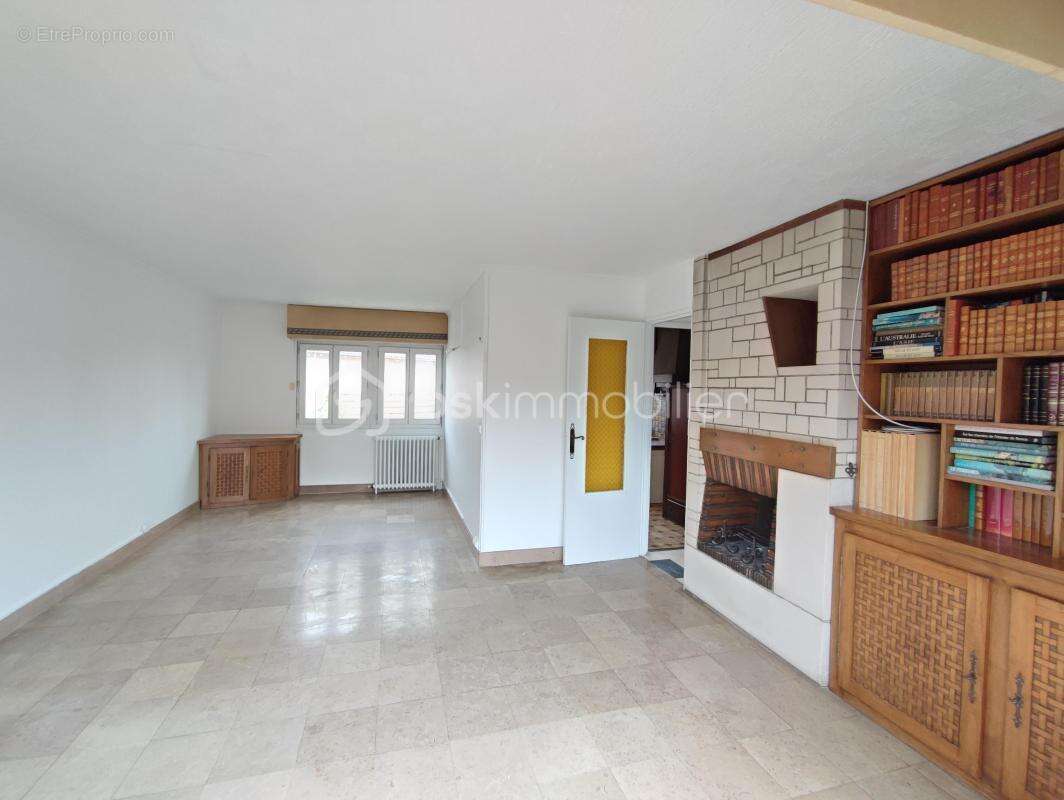 Maison à GOURNAY-SUR-MARNE