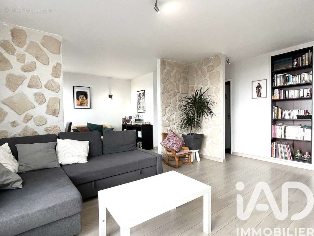 Photo 3 - Appartement à LE PLESSIS-TREVISE
