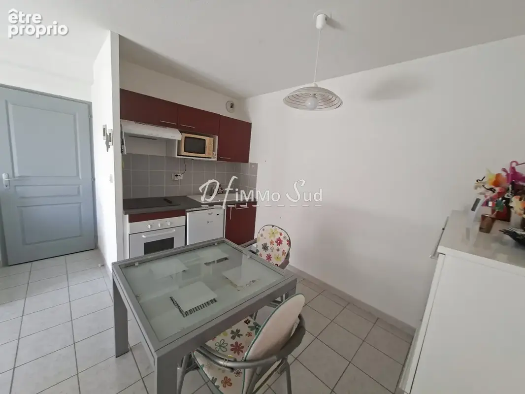 Appartement t2 en rez-de-chaussee avec vue mer -terrasse - jardin - place de parking - photo 8