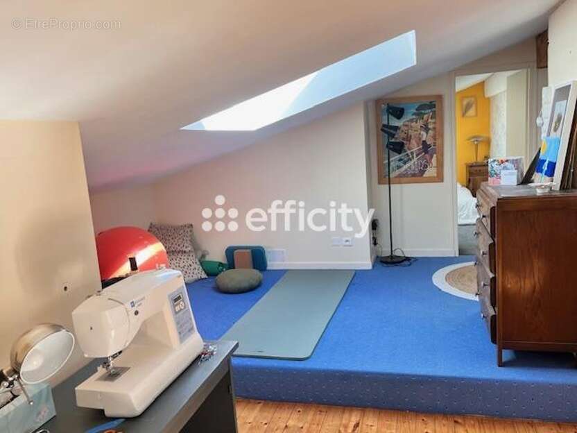 Maison 156 m² à Arces  - photo 18