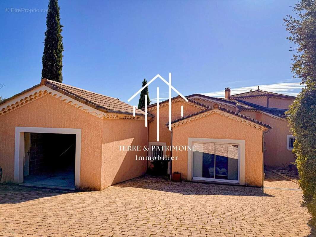 Propriété avec vue imprenable - photo 15