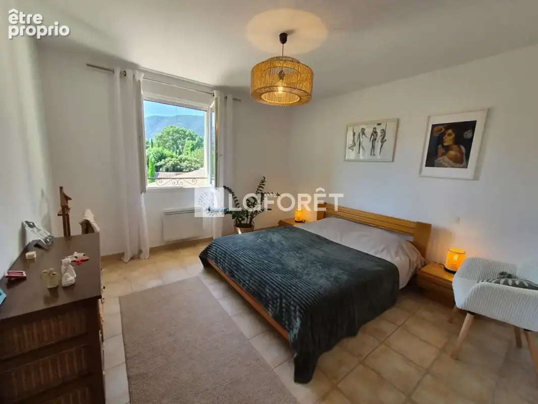 Maison Maubec 6 pièce(s) 209m2 - photo 8