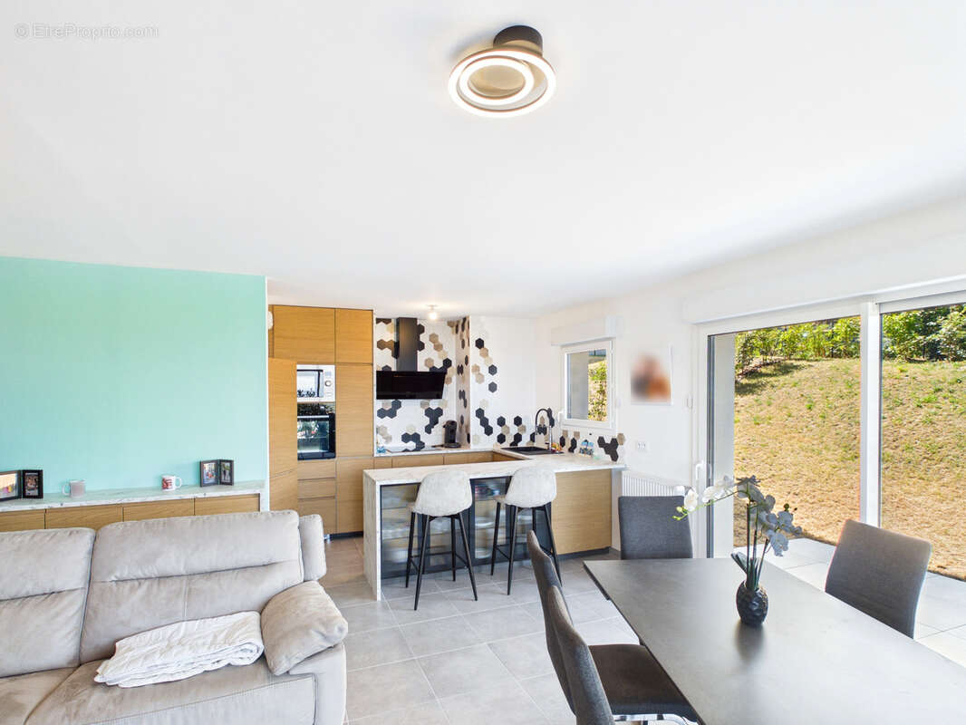 Appartement récent avec terrasse et jardin à Marin - photo 2