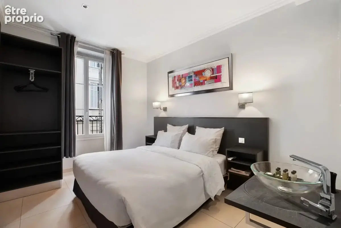 CANNES République - Appartement 3 pièces rénové - photo 6