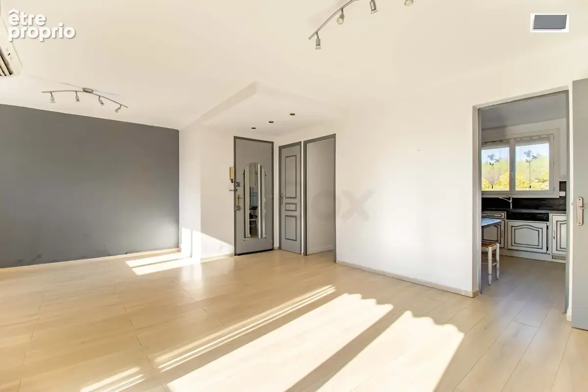 A vendre appartement t3 a hyeres avec terrasse et parking privatif - photo 9