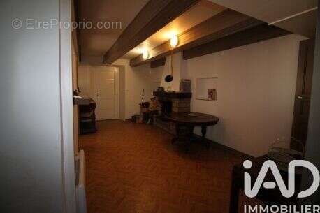 Maison 110 m² à Villefranche-De-Panat  - photo 4