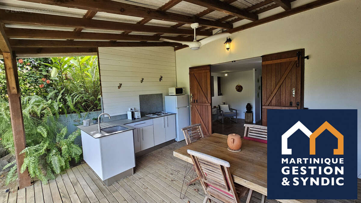 Maison 125 m² à Sainte-Luce  - photo 8