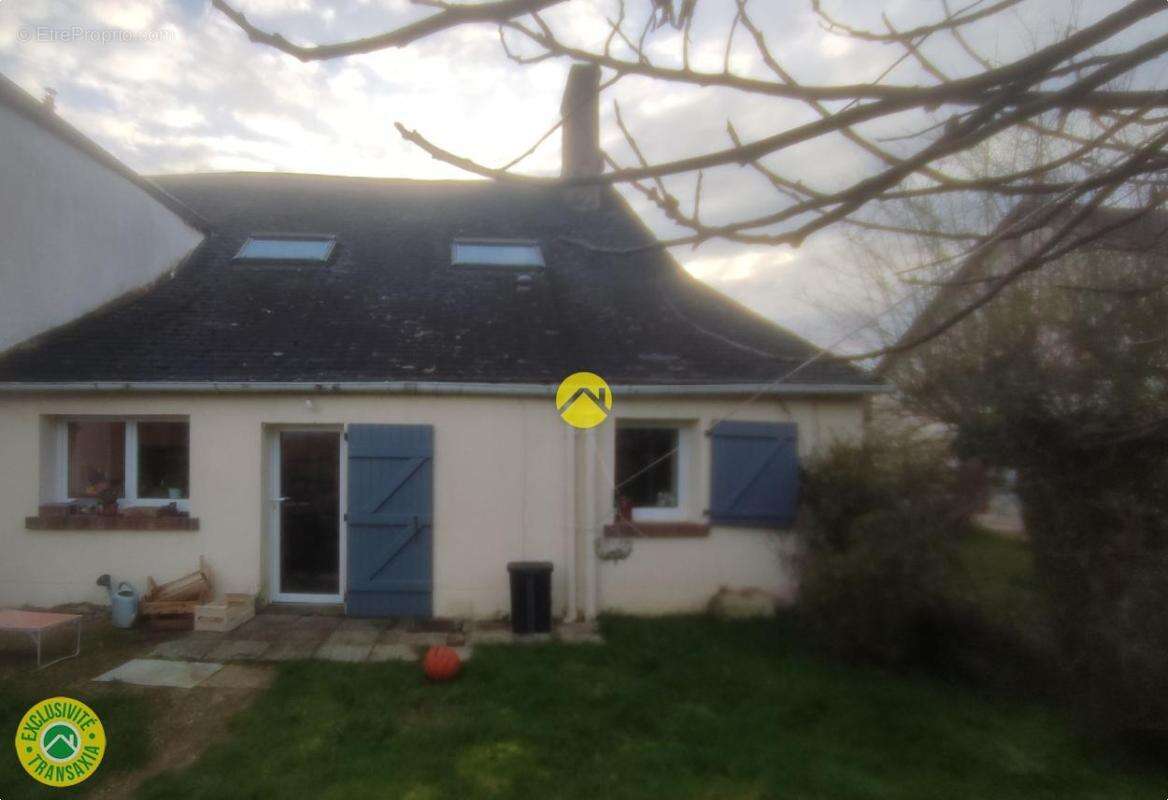 Maison à SAINT-MARTIN-D'AUXIGNY