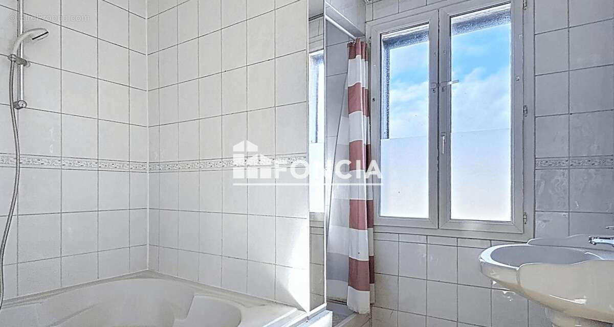 Duplex sous les toits – 4 chambres, idéal investissement colocation - photo 4
