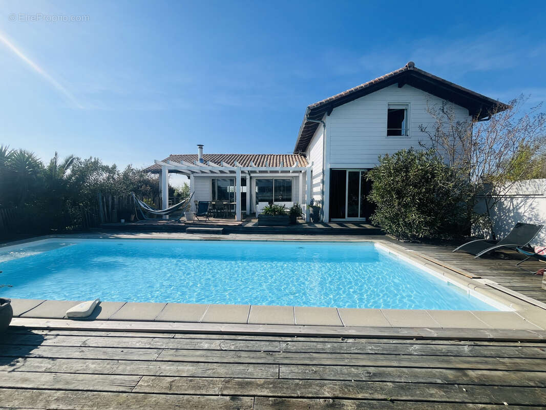 Maison à MOUGUERRE