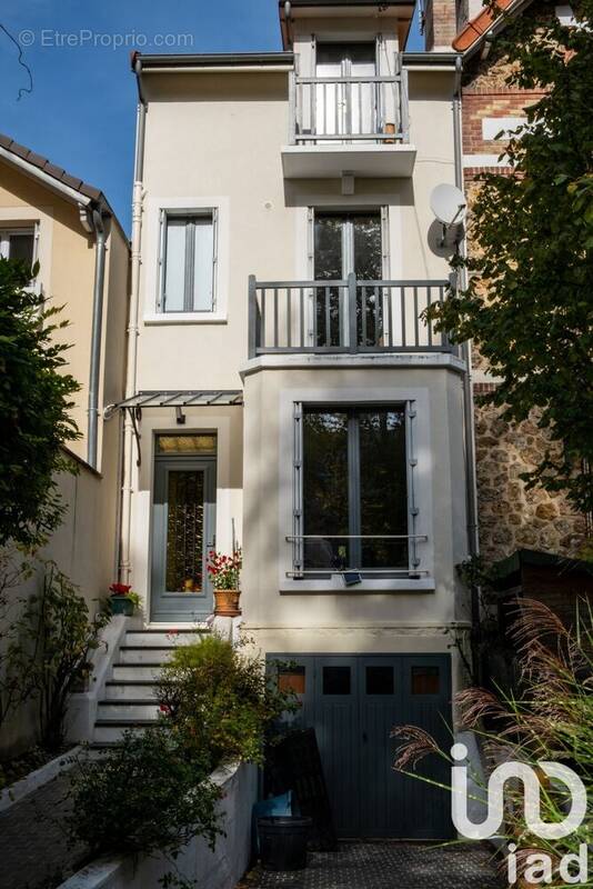 Photo 1 - Maison à GARCHES