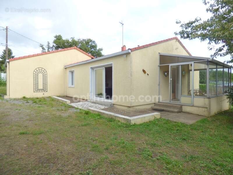 Maison à SAINT-NICOLAS-DE-REDON