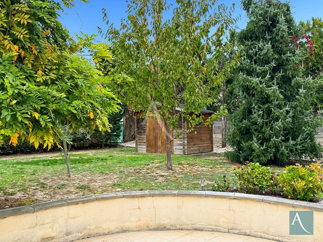 Maison à SAINT-GERMAIN-LES-ARPAJON