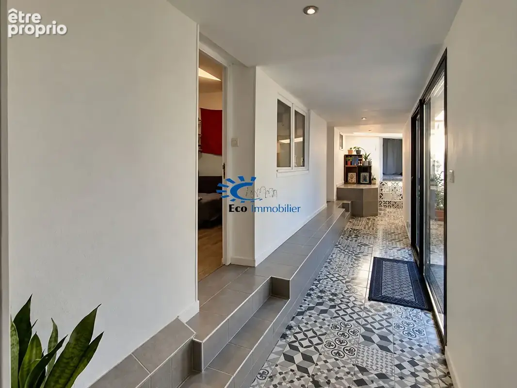 La rochelle la pallice  ensemble immobilier? 278 m²  jardin et piscine - photo 15