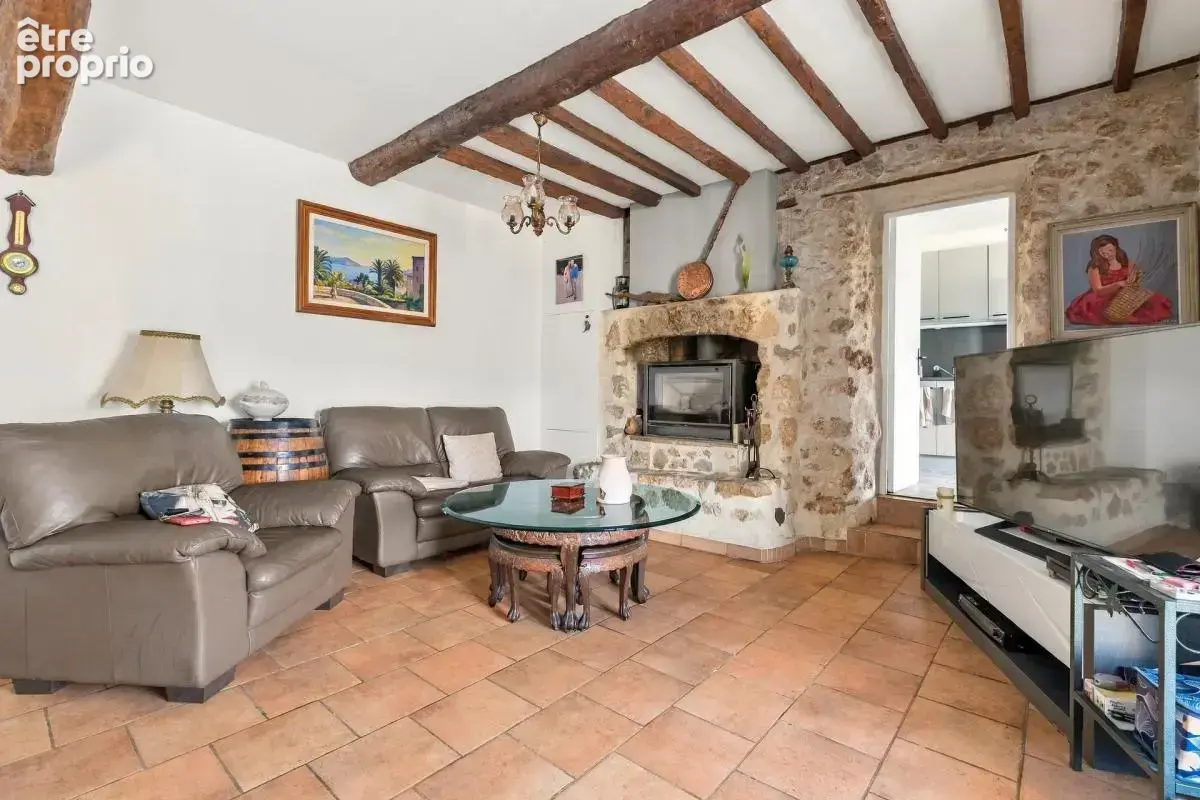 Maison de 6 pièces de 138 m² à Castagniers - photo 3