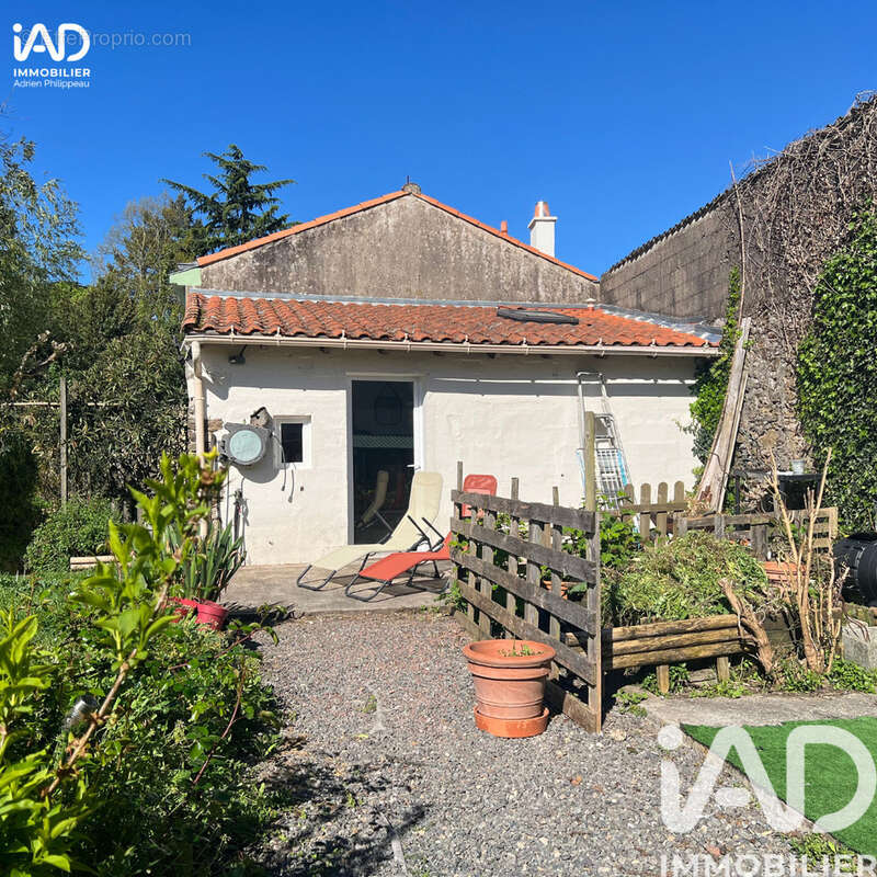 Maison 172 m² à Bouguenais  - photo 5