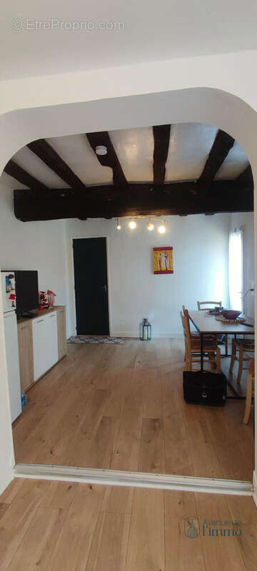 Maison à LONGUE-JUMELLES