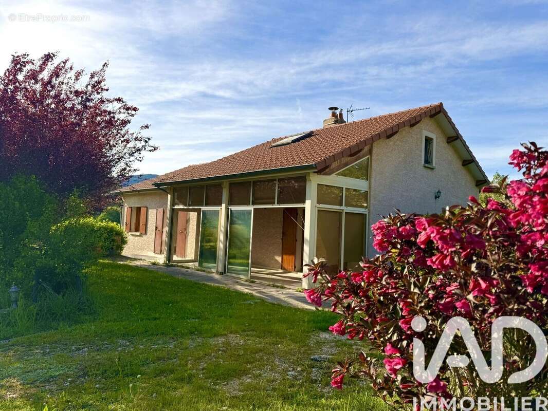 Photo 2 - Maison à SATILLIEU